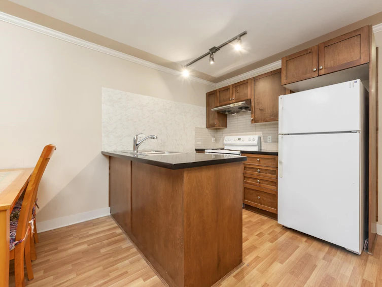 218-2265 E Hastings Street, Vancouver, BC, V5L 1V3 - 6