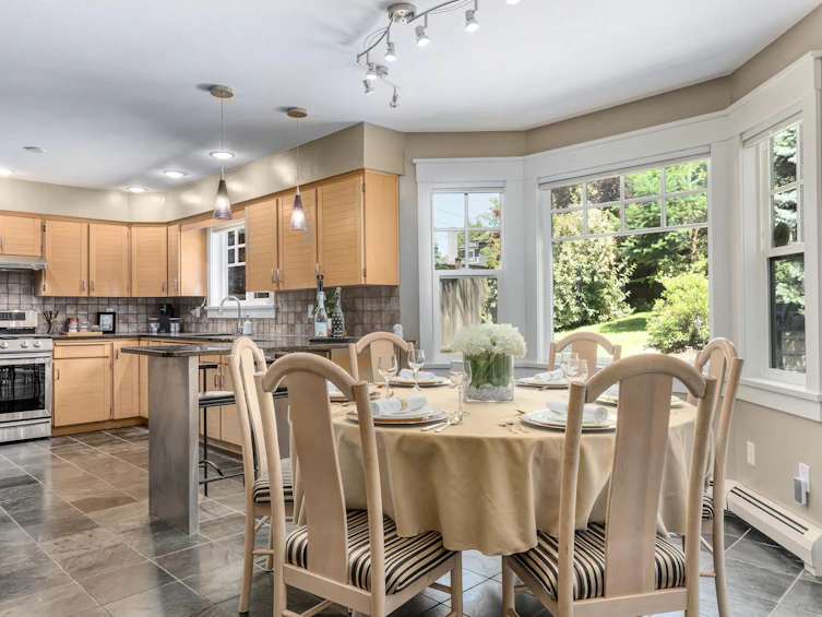1845 W 62nd Avenue, Vancouver, BC, V6P 2G3 - 11