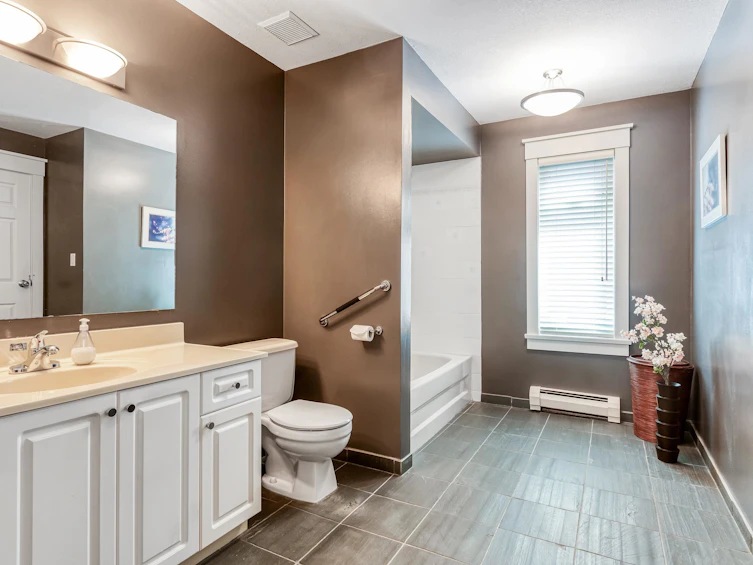 1845 W 62nd Avenue, Vancouver, BC, V6P 2G3 - 6