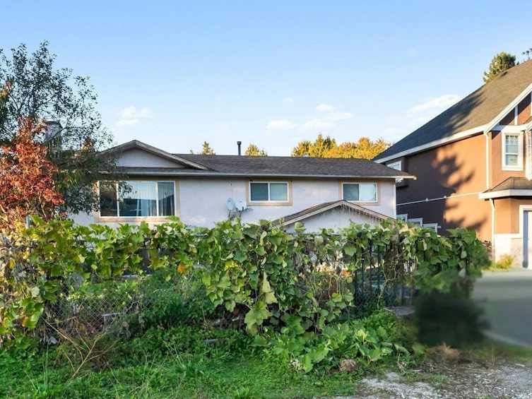 13115 110 Avenue, Surrey, BC, V3T 2R1 - 4