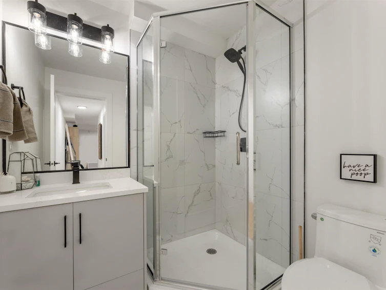 1707 Blaine Avenue, Burnaby, BC, V5A 2L9 - 34