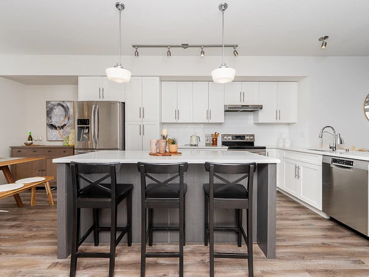 1-14905 60 Avenue, Surrey, BC, V3S 1R8 - 2