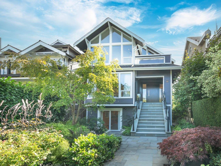 3262 W 1st Avenue, Vancouver, BC, V6K 1H5 - 2