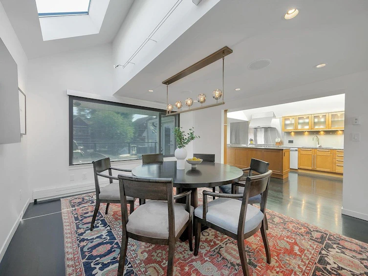 3262 W 1st Avenue, Vancouver, BC, V6K 1H5 - 10