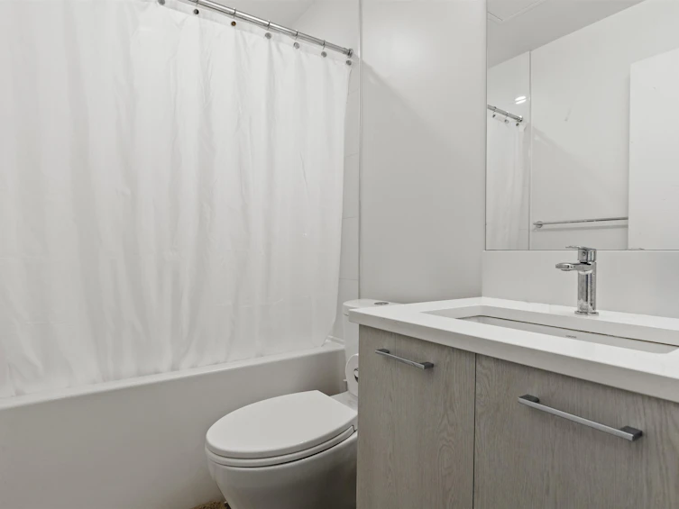 206-10777 138 Street, Surrey, BC, V3T 0T5 - 12