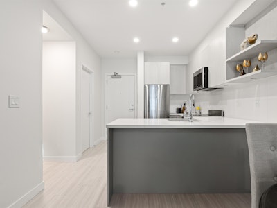 206-10777 138 Street - 5