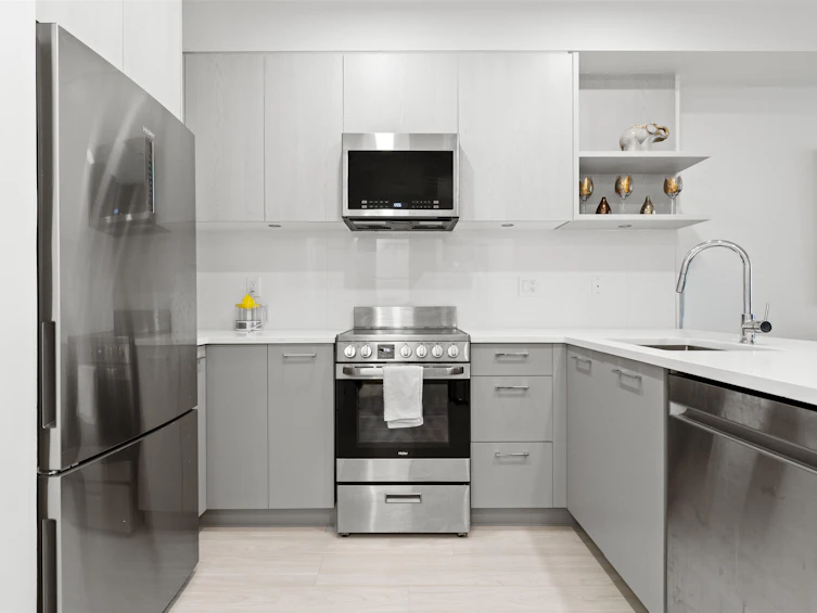 206-10777 138 Street, Surrey, BC, V3T 0T5 - 4