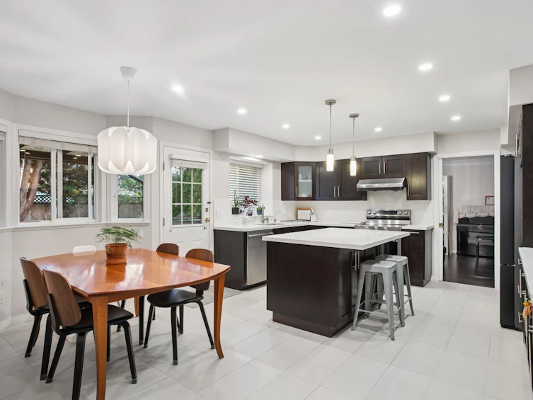6080 Granville Avenue, Richmond, BC, V7C 1G1 - 9