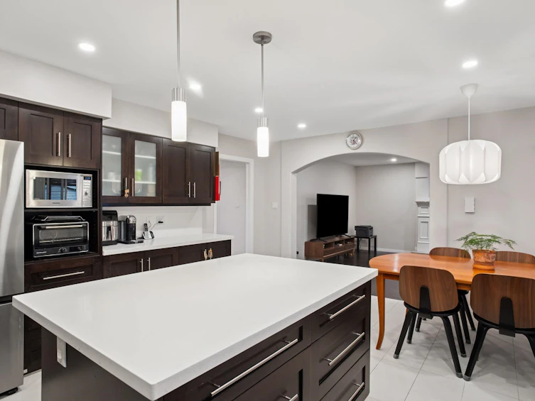 6080 Granville Avenue, Richmond, BC, V7C 1G1 - 12