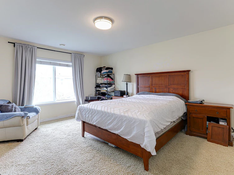 18359 67 Avenue, Surrey, BC, V3S 1E5 - 17