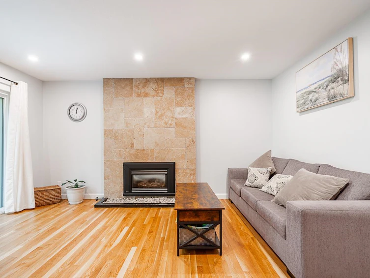 1402 Briarcliffe Drive, Coquitlam, BC, V3E 1Z1 - 12