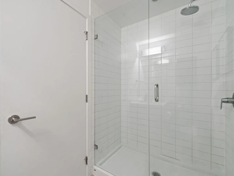 206-725 Marine Drive, North Vancouver, BC, V7M 0G2 - 24