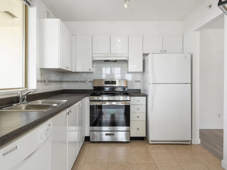 1105-8238 Saba Road, Richmond, BC, V6Y 4C7 - 11