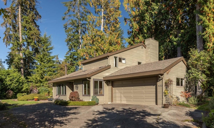 4132 Virginia Crescent