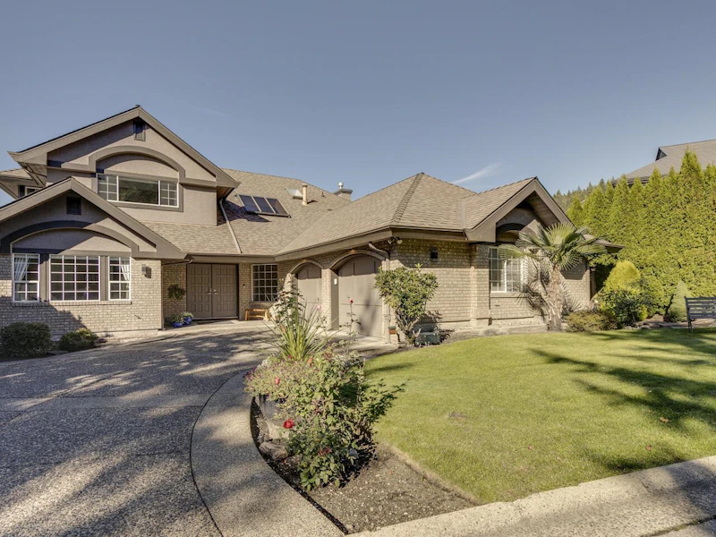 5390 Westhaven Wynd, West Vancouver BC V7W 3E8