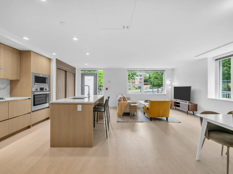 7-13778 100 Avenue, Surrey, BC, V3T 0V3