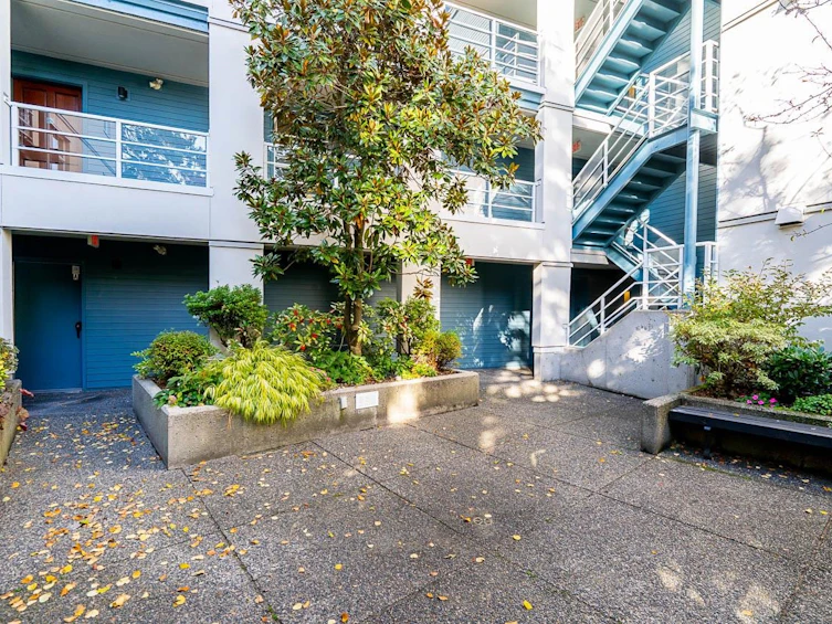 106-2575 W 4th Avenue, Vancouver, BC, V6K 1P5 - 31