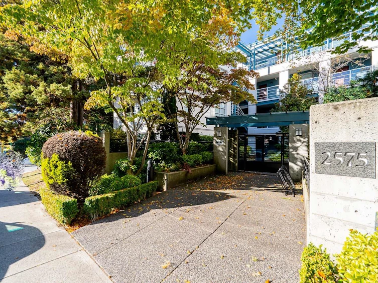 106-2575 W 4th Avenue, Vancouver, BC, V6K 1P5 - 28