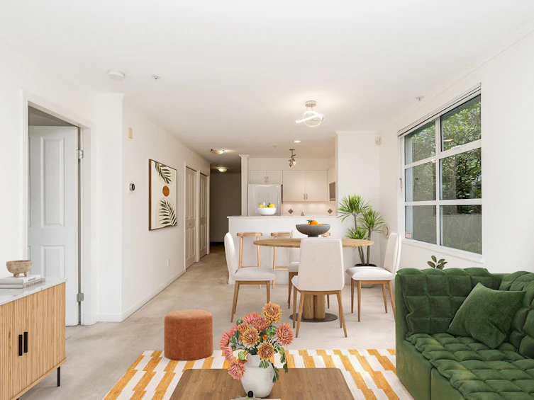 106-2575 W 4th Avenue, Vancouver, BC, V6K 1P5 - 2