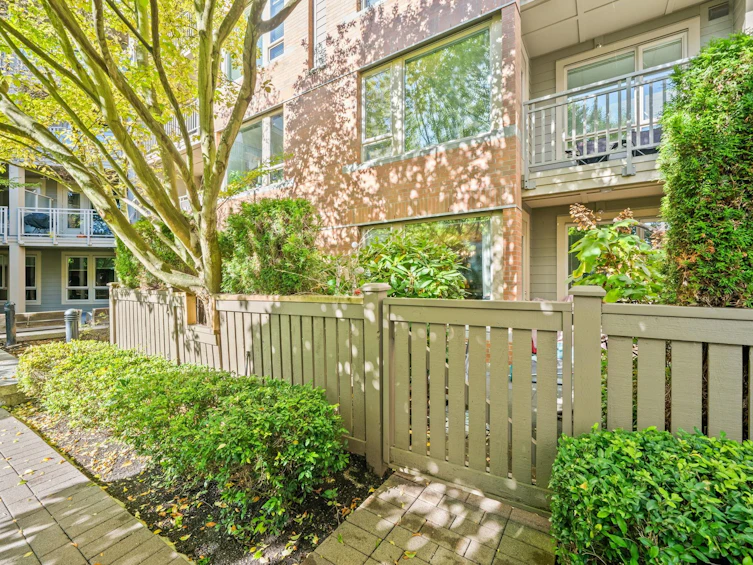 127-119 W 22nd Street, North Vancouver, BC, V7M 0B4 - 14