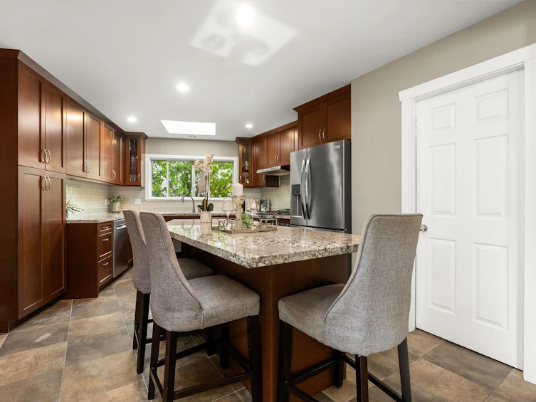 7388 112a Street, Delta, BC, V4C 4Y2 - 9