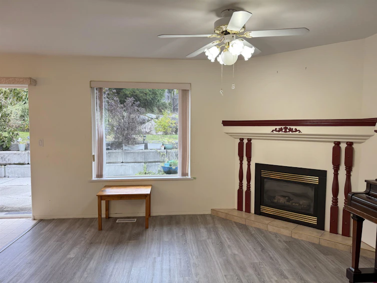 6242 Norwest Bay Road, Sechelt, BC, V7Z 0M2 - 17