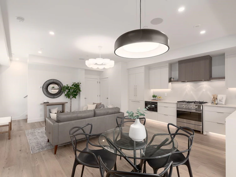 1135 W 33rd Avenue, Vancouver, BC, V6M 1A3