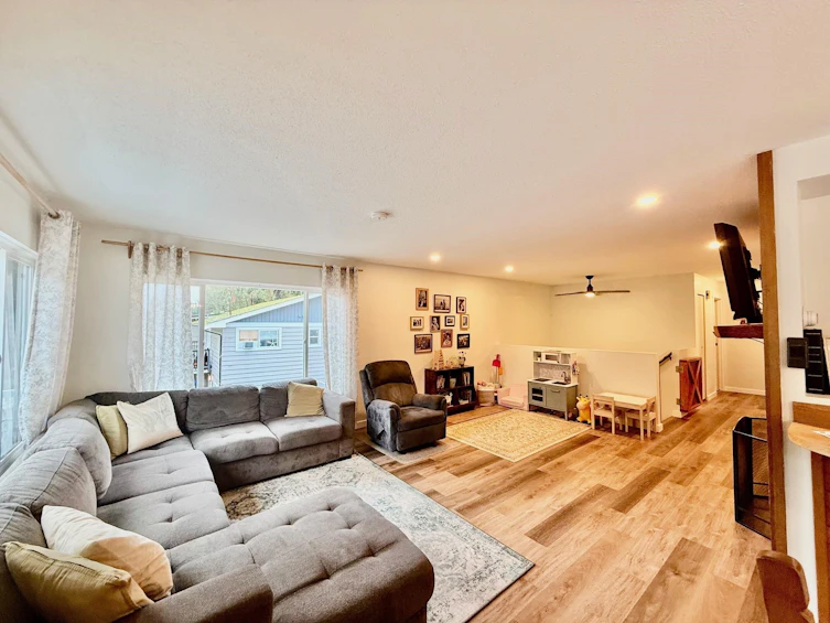 5607 Wakefield Road, Sechelt, BC, V7Z 0N3 - 21