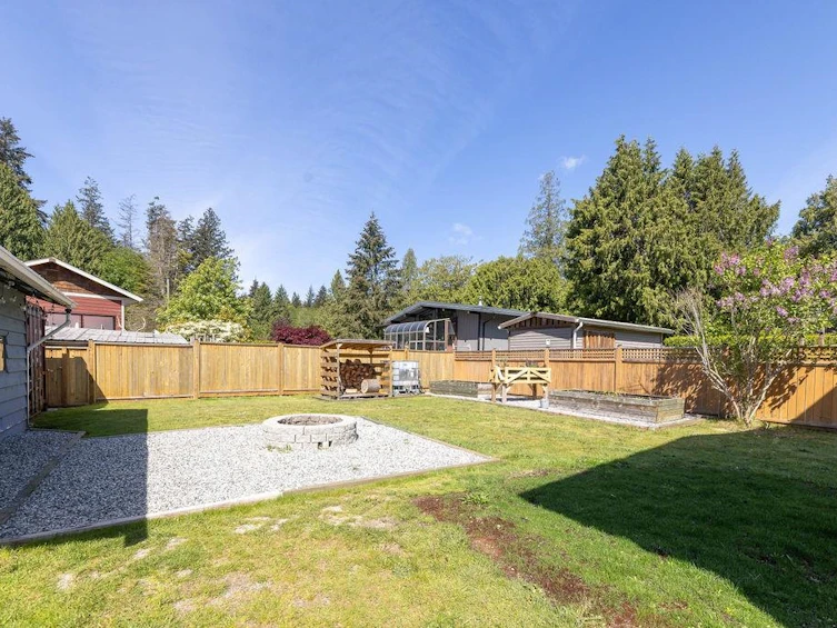 5607 Wakefield Road, Sechelt, BC, V7Z 0N3 - 34