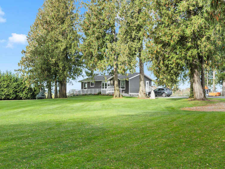 197 Clearbrook Road, Abbotsford, BC, V2T 5X1 - 25