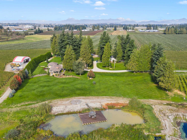 197 Clearbrook Road, Abbotsford, BC, V2T 5X1 - 32