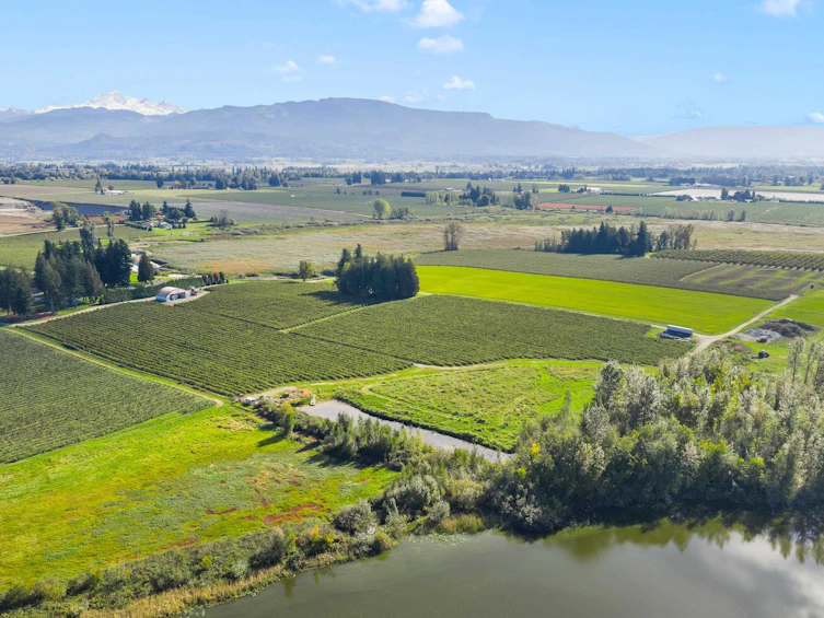 197 Clearbrook Road, Abbotsford, BC, V2T 5X1 - 10