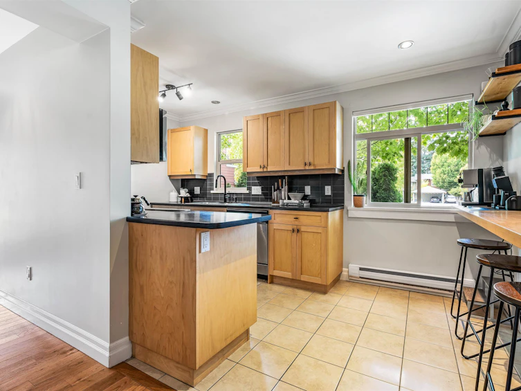 5909 Cowichan Street, Chilliwack, BC, V2R 0G8 - 13