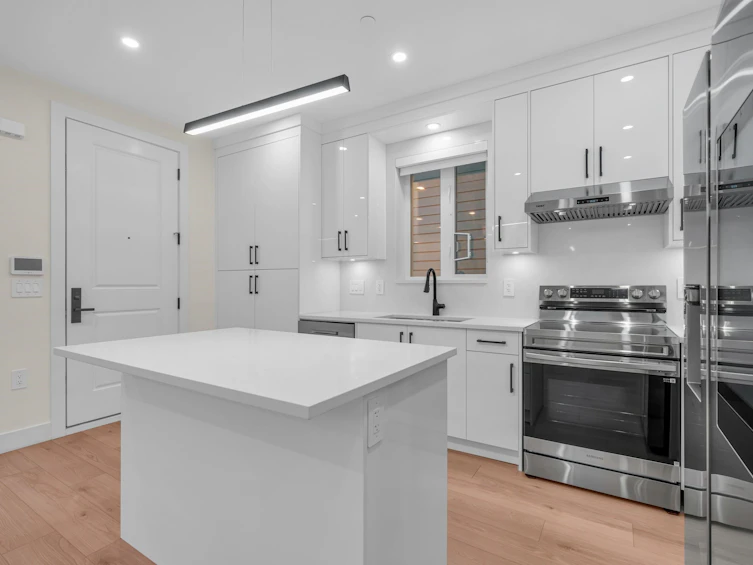 1-3090 Vanness Avenue, Vancouver, BC, V5R 5A1 - 6