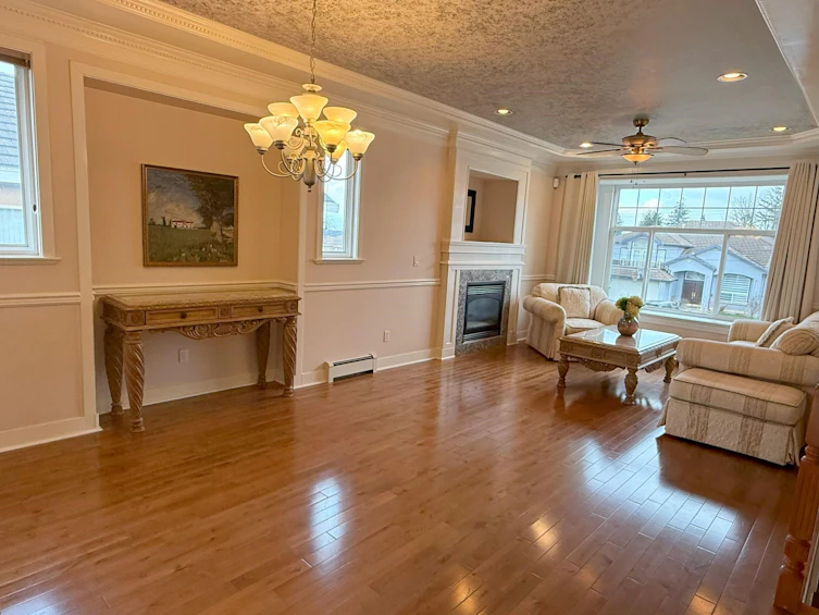 10955 131a Street, Surrey, BC, V3T 3R8 - 4