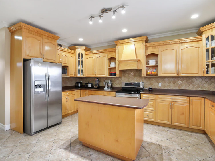 12366 66 Avenue, Surrey, BC, V3W 2A4 - 13