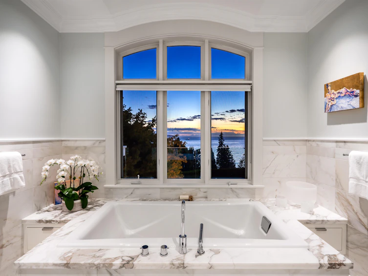 2964 Mathers Crescent, West Vancouver, BC, V7V 2L3 - 26