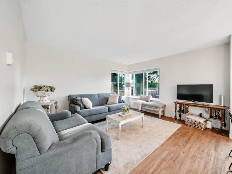 2509 Burian Drive, Coquitlam, BC, V3K 5W8 - 9