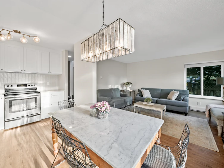 2509 Burian Drive, Coquitlam, BC, V3K 5W8 - 6