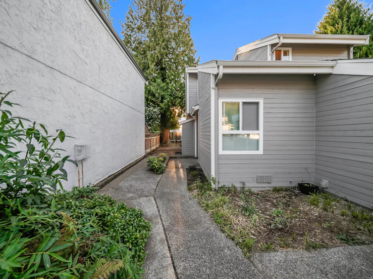 2509 Burian Drive, Coquitlam, BC, V3K 5W8 - 31