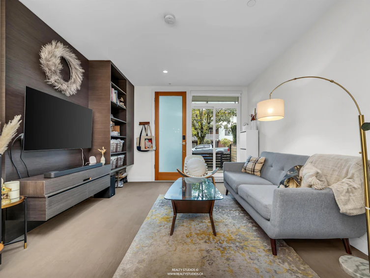 3177 Quebec Street, Vancouver, BC, V5T 3B3 - 3