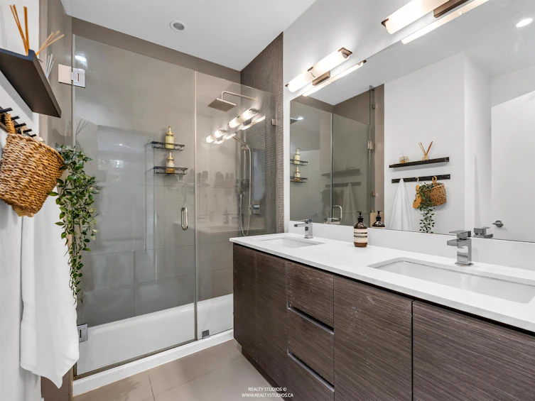 3177 Quebec Street, Vancouver, BC, V5T 3B3 - 20