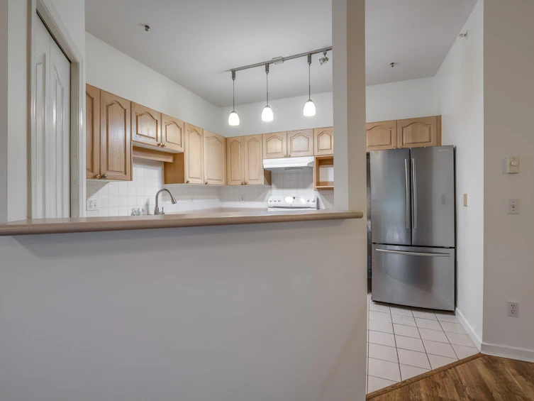 204-1153 54a Street, Delta, BC, V4M 4E4 - 9