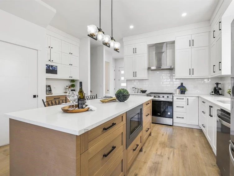 19637 76 Avenue, Langley, BC, V2Y 3V2 - 3