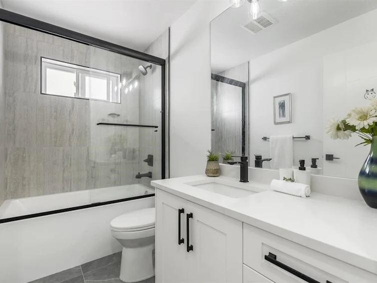19637 76 Avenue, Langley, BC, V2Y 3V2 - 22