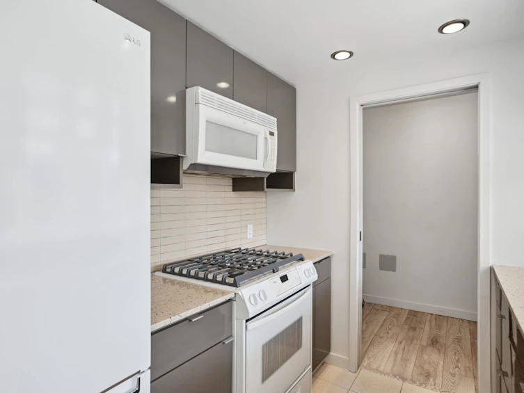 1205-928 Beatty Street, Vancouver, BC, V6Z 3G6 - 9