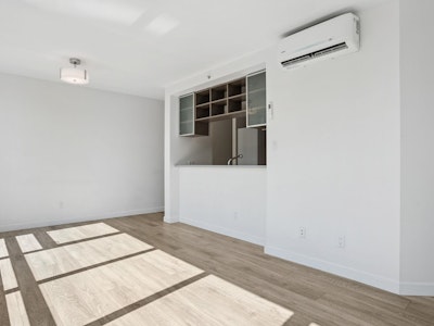 1205-928 Beatty Street - 4