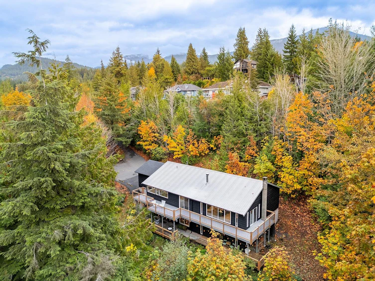40202 Skyline Drive, Squamish, BC, V8B 0L1 - 2