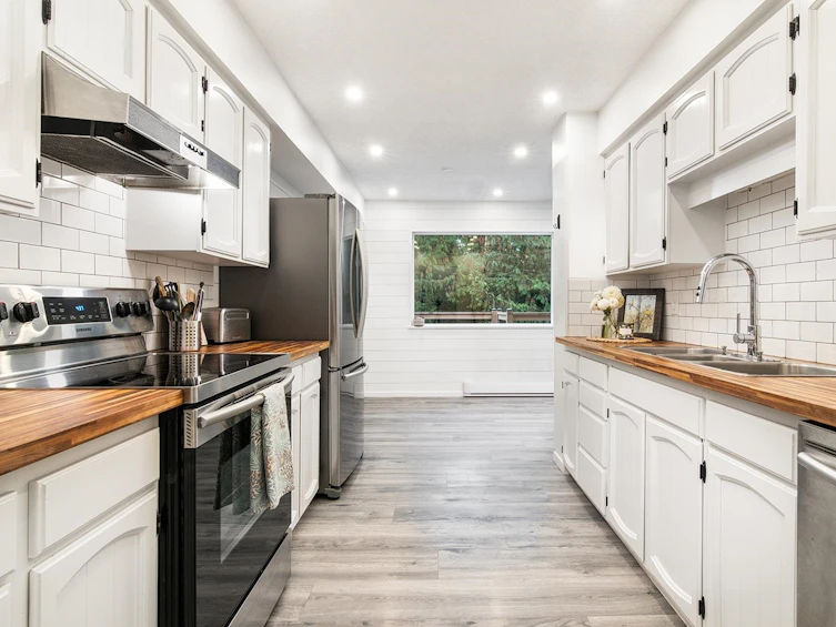 40202 Skyline Drive, Squamish, BC, V8B 0L1 - 10