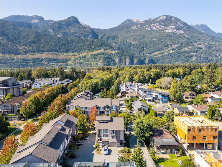 2-1261 Main Street, Squamish, BC, V8B 0P7 - 33